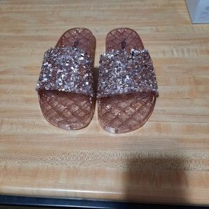 Womens weeboo fancy sandles size 7 1/2 jelly rose gold